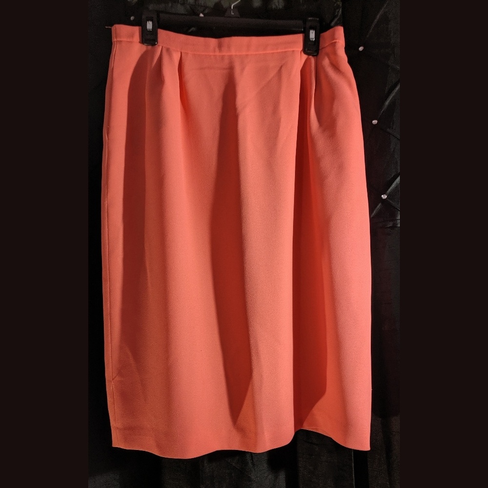 2pc Suit - Picture 3 of 3